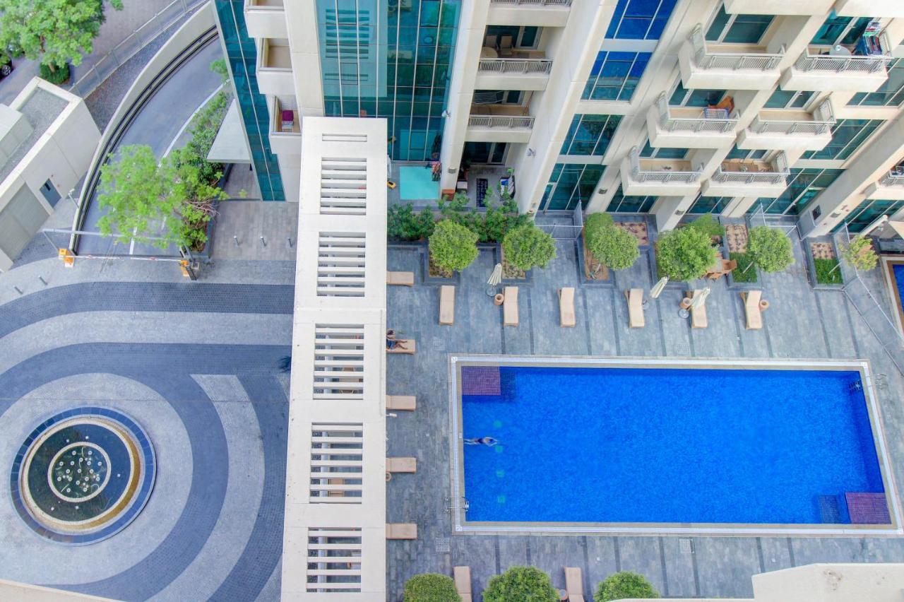 Durrani Homes - Luxurious Studio Near Dubai Mall With Pool View מראה חיצוני תמונה